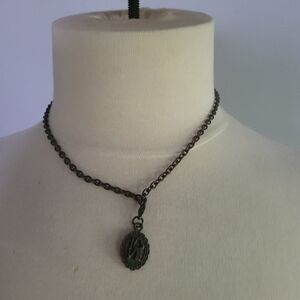 Elegant Black Pendant Necklace